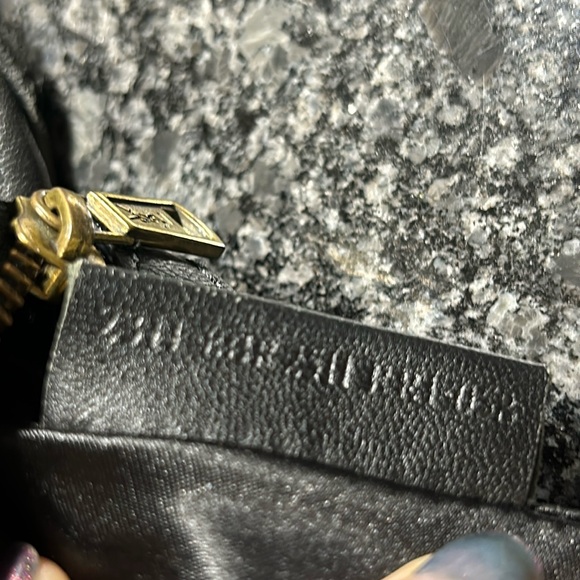 Yves Saint Laurent Black Shoulder Bag - Picture 11 of 16